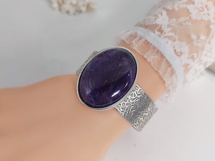 Amethyst bracelet. Amethyst antique silver cuff. February birthstone jewellery