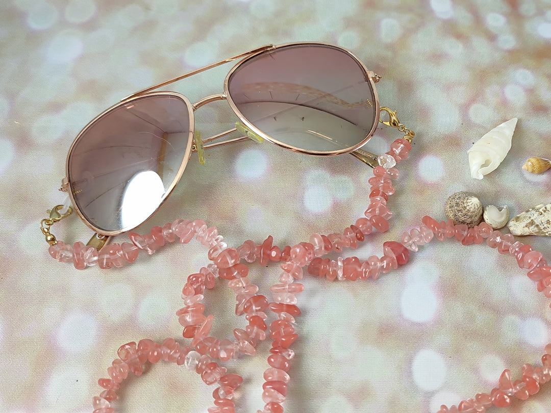Bubblegum sunglasses chain