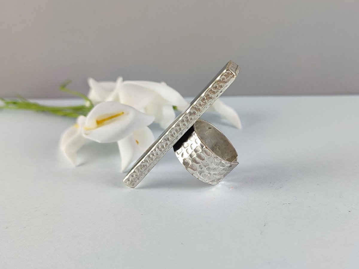 Caspian Full Finger Hammered Ring Secondary image