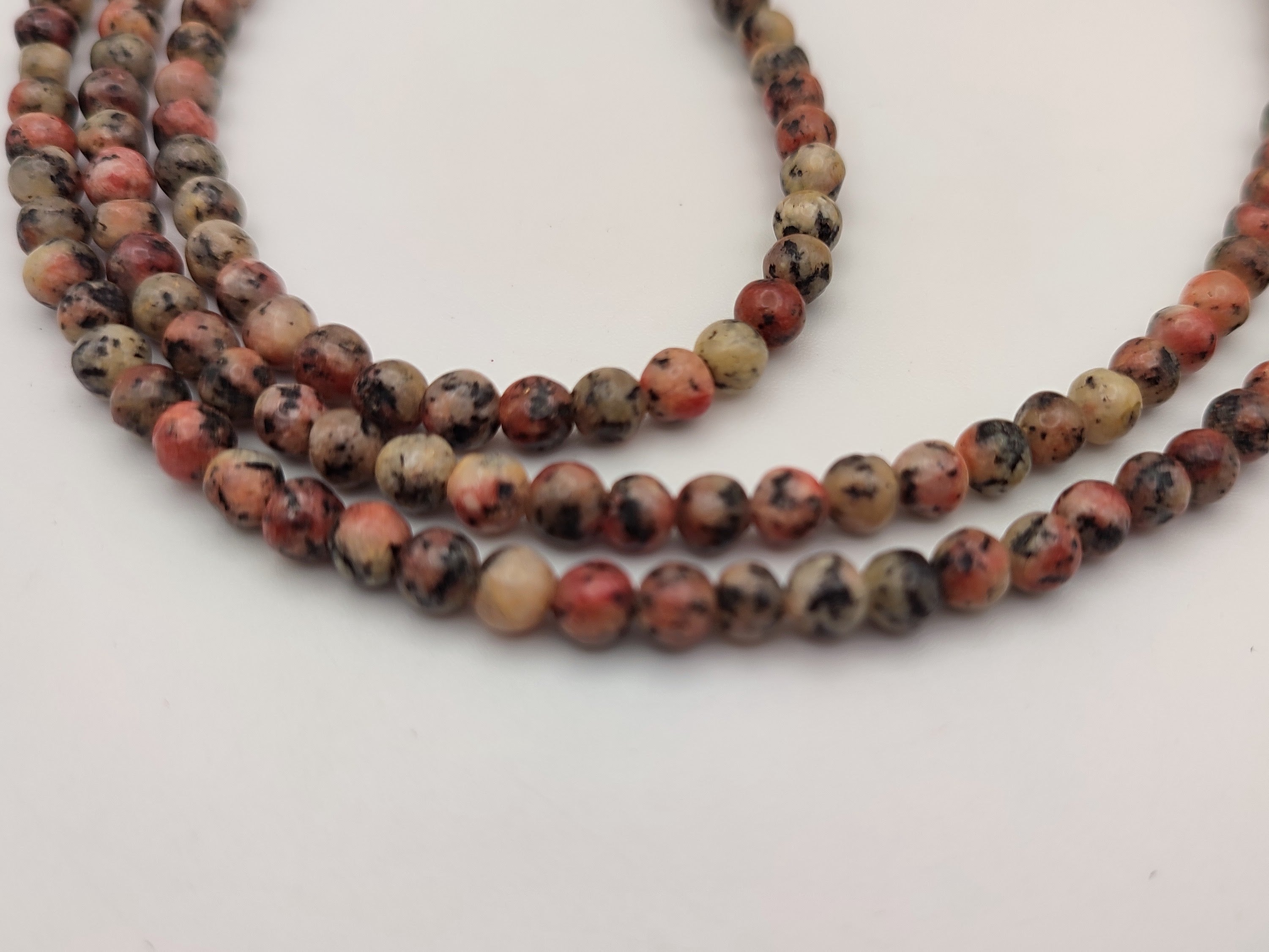 Cecilia Secondary image