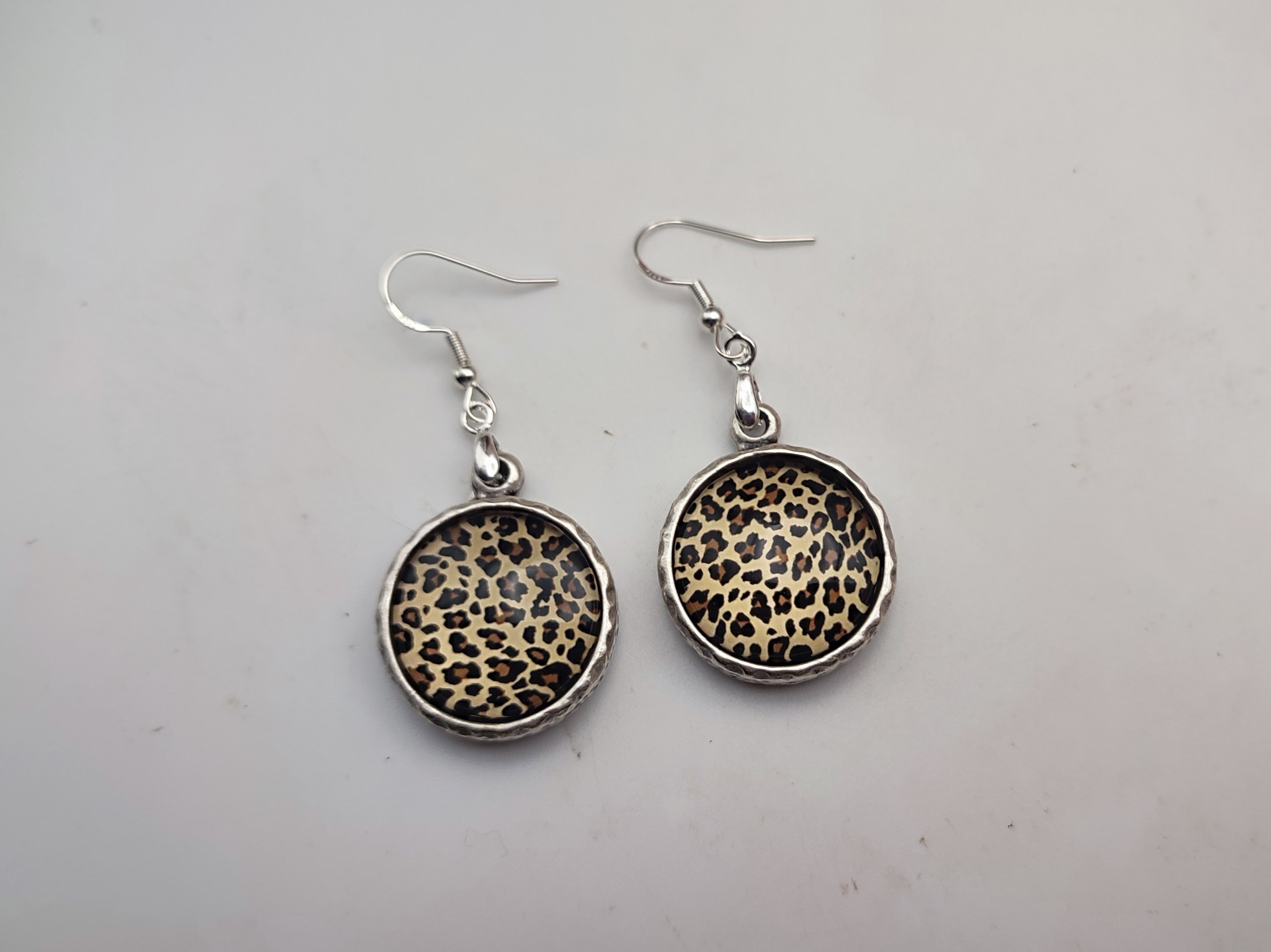 Orlay Secondary image