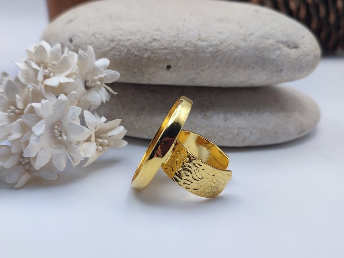 Green Aventurine Gold Statement Ring "Carnie" Secondary image