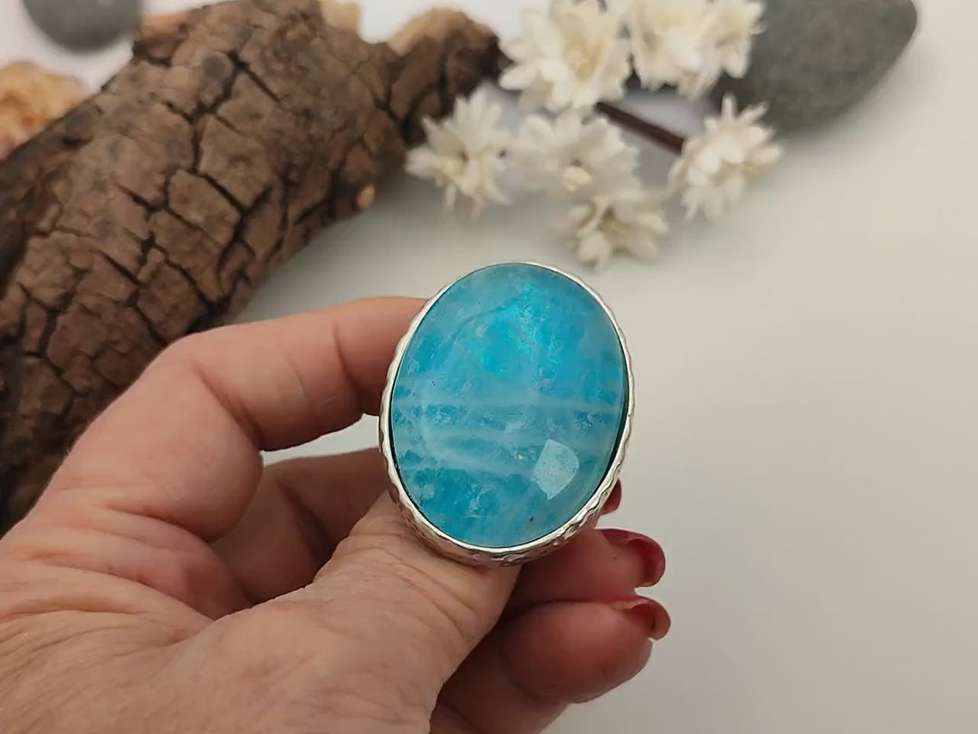 Turquoise quartz crystal statement ring