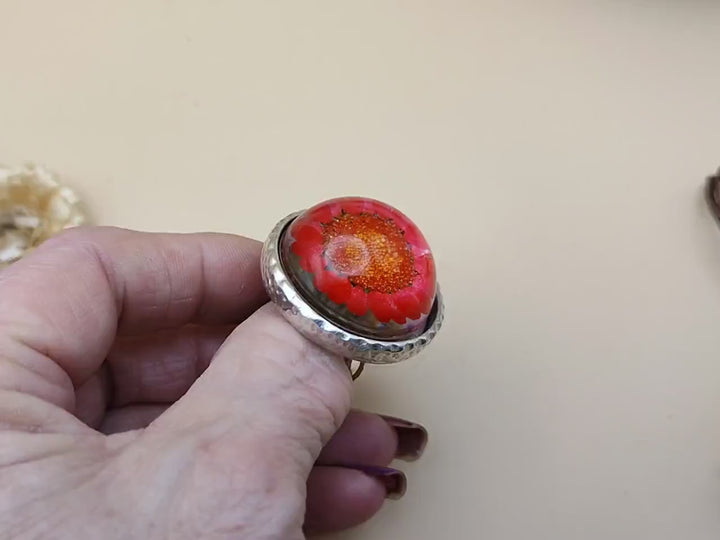 Handmade red flower ring Dried flower resin ring Bubble ring Dome ring Red daisy ring Large red ring Round ring