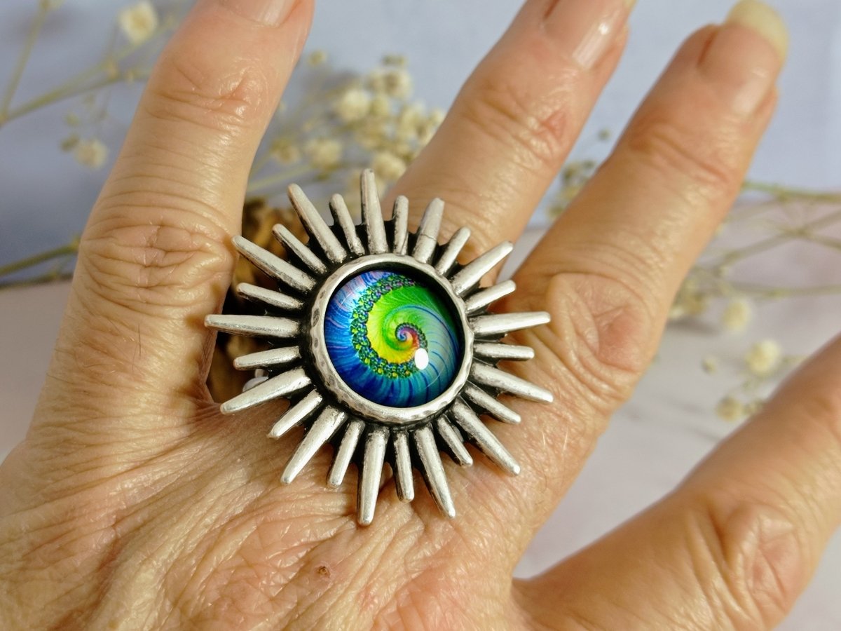 Spiral Secondary image
