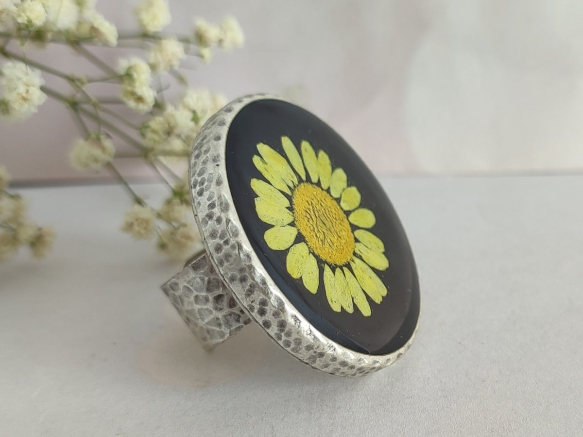 African Daisy - Corky & Stoner