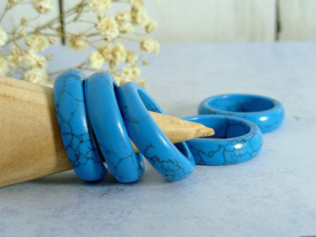 Turquoise ring, blue turquoise band, narrow stone band ring