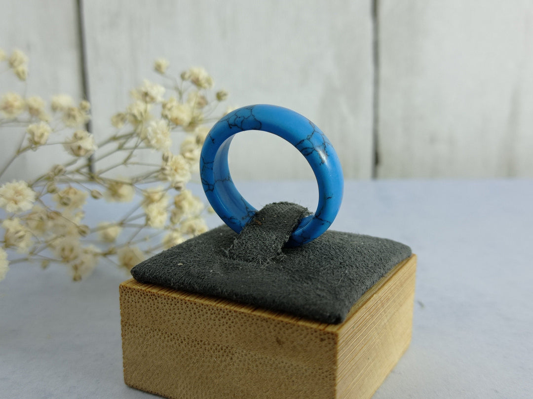 Turquoise ring, blue turquoise band, narrow stone band ring