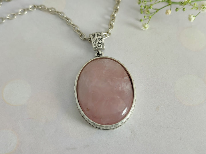 Rose Quartz necklace, Rose Quartz pendant, crystal pendant, silver necklace, pink stone pendant