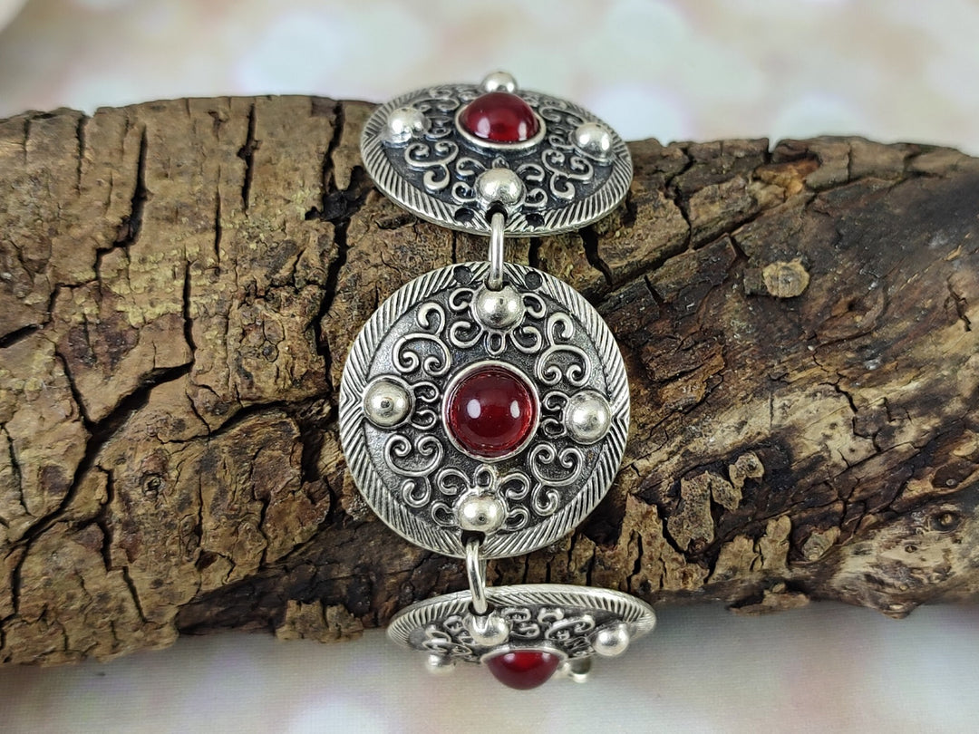 Silver bracelet with Carnelian gemstones, boho ethnic silver bracelet, Turkish silver coin bracelet, red stone bracelet